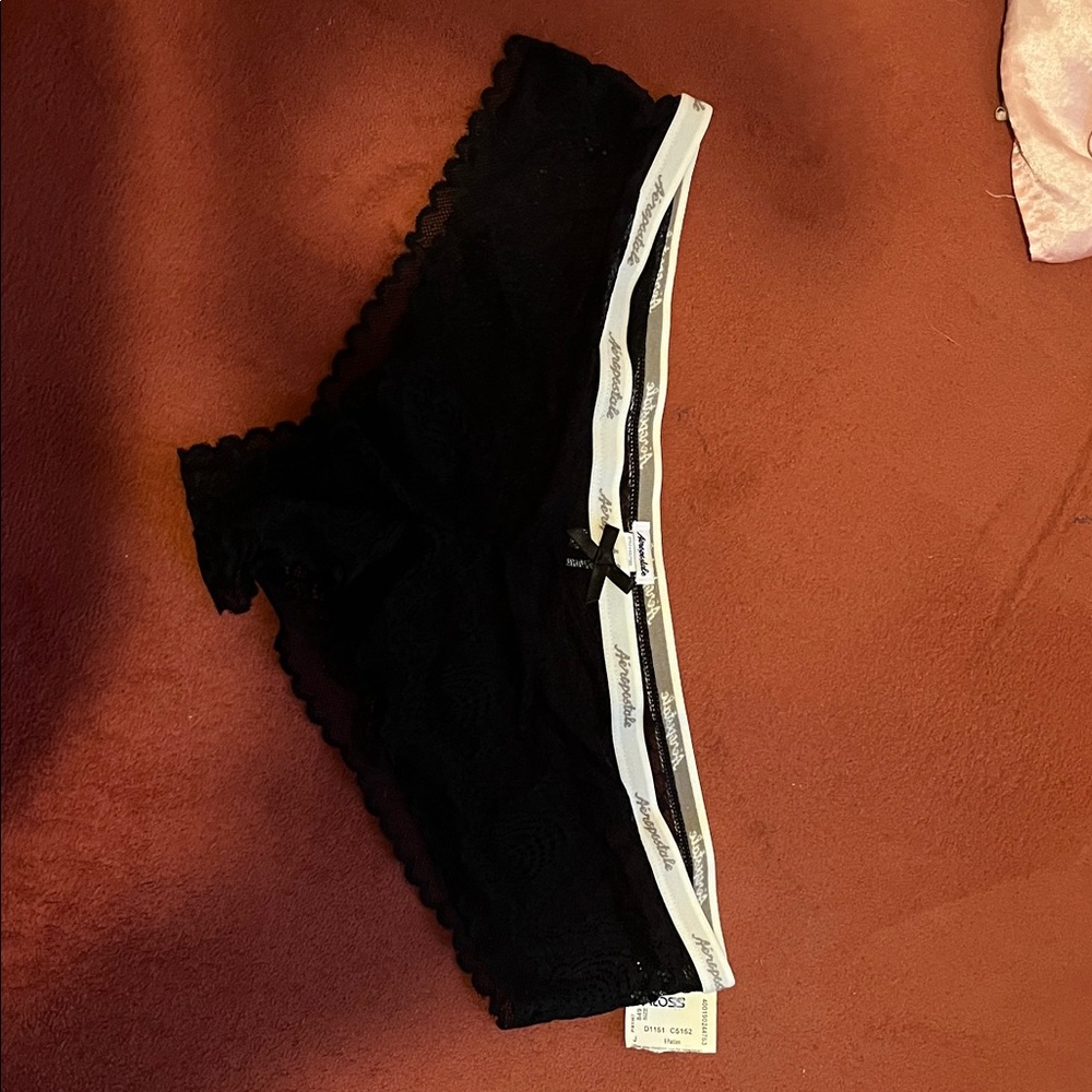 Aeropostale Black Lace Trim Women Shorts